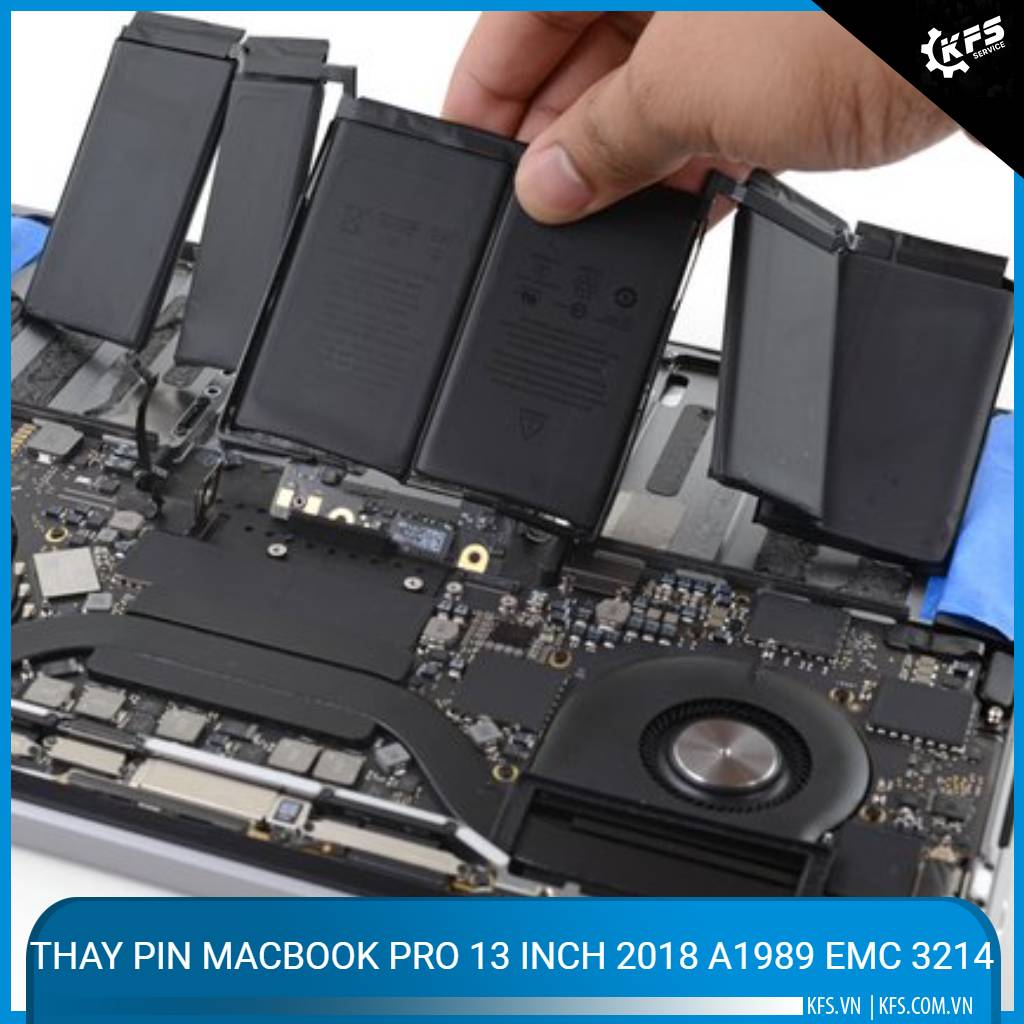 thay-pin-macbook-pro-13-inch-2018-a1989-emc-3214 (1)